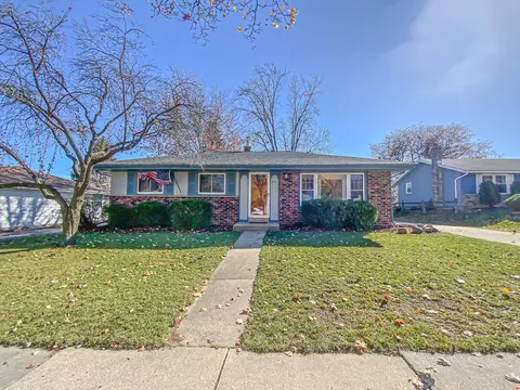 1617 Michigan, Waukesha, WI 53188