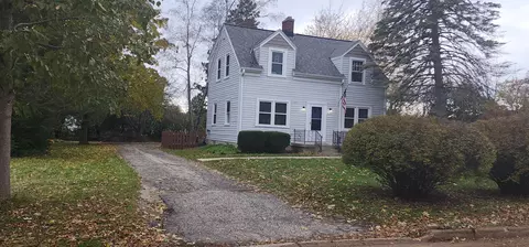 4739 N 103rd, Wauwatosa, WI 53225