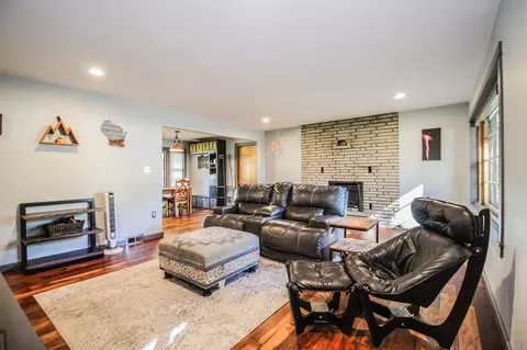 6021 N Ironwood, Glendale, WI 53217