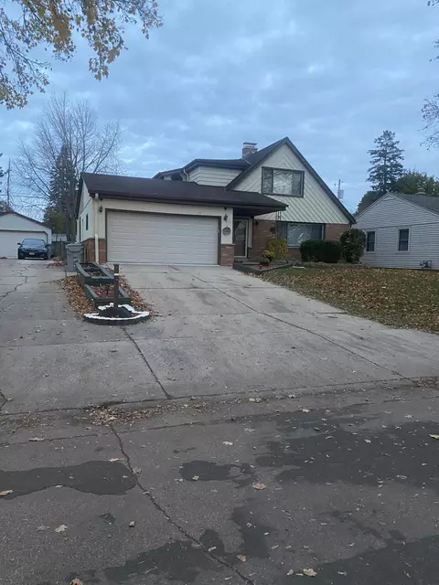 4116 N 90th #4118, Milwaukee, WI 53222
