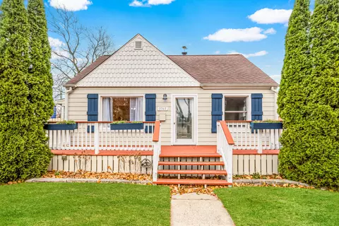 3365 E Bottsford, Cudahy, WI 53110