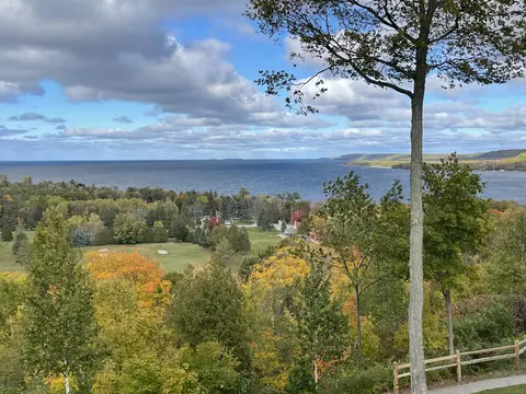 4920 N Landmark #2323, Egg Harbor, WI 54209