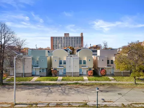 923 N 19th #939, Milwaukee, WI 53233