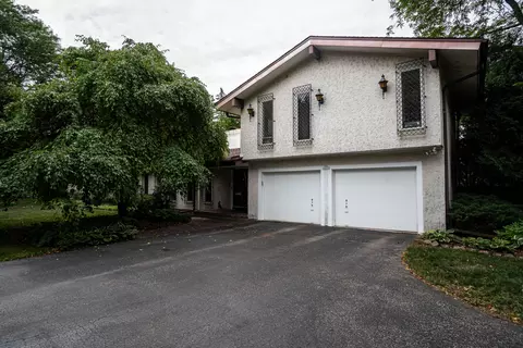 14975 San Raphael, Brookfield, WI 53005