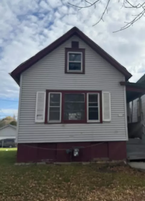 2528 N 16th, Milwaukee, WI 53206