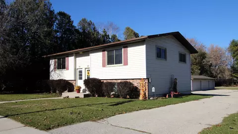 544 Main #546, Belgium, WI 53004