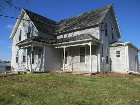 10220 Pleasant Vly, Cedarburg, WI 53012