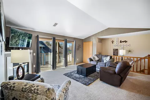 967 Roseland #4, Kewaskum, WI 53040