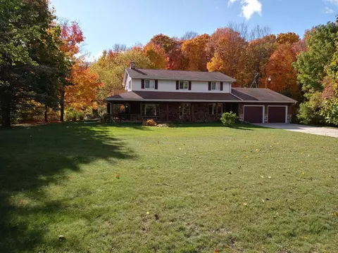 1931 Trails End, Farmington, WI 53040