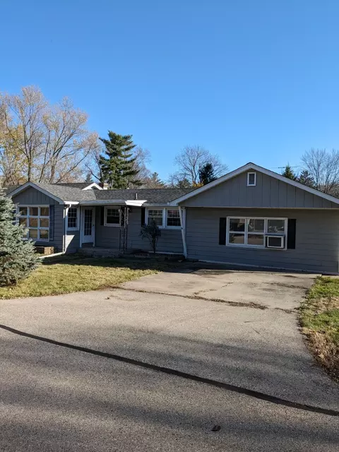 w1223 Trumpet Road, Bloomfield, WI 53128