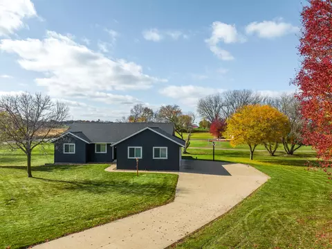 n6713 Sun Valley Drive, Onalaska, WI 54636
