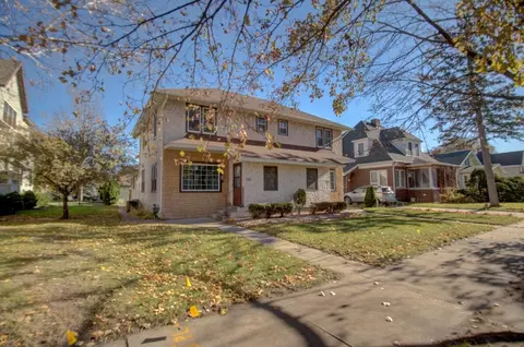 217 19th #219, La Crosse, WI 54601
