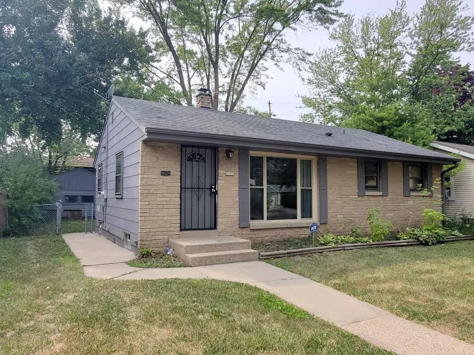 5151 N 83rd, Milwaukee, WI 53218 33 Photos Movoto