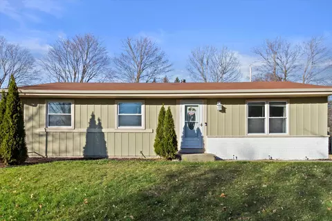 716 Chicory, Burlington, WI 53105