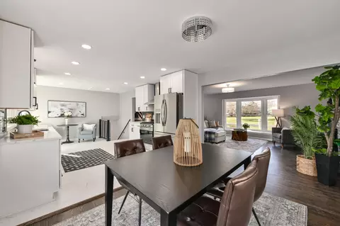 3380 Nassau, Brookfield, WI 53045