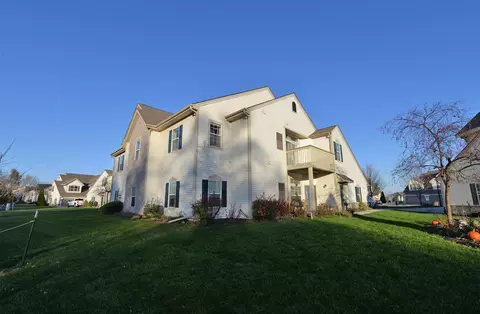 1102 Bedford #201, Mount Pleasant, WI 53406