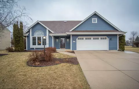 n77w15770 Crossway, Menomonee Falls, WI 53051