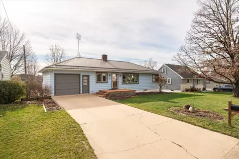 501 W State, Westby, WI 54667