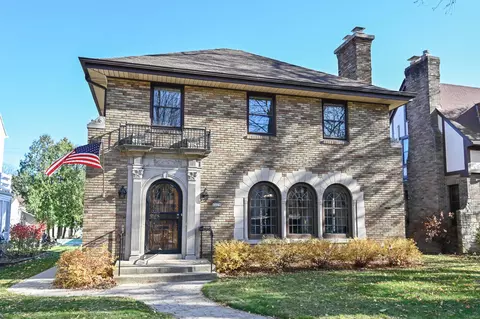4428 N Wildwood, Shorewood, WI 53211