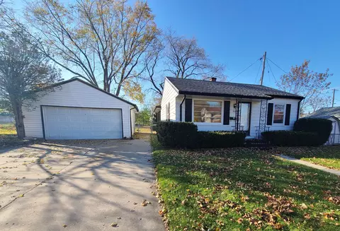 1612 Russet, Racine, WI 53405