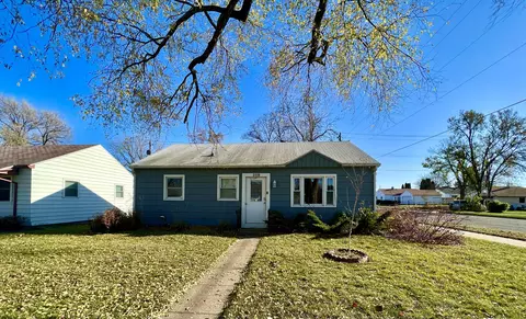 2119 E La, Crosse, WI 54601