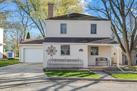 5620 Beaver, Greendale, WI 53129