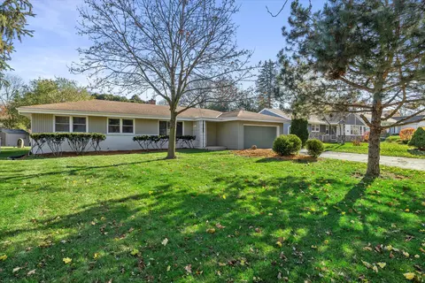 4670 N Parkside, Wauwatosa, WI 53225