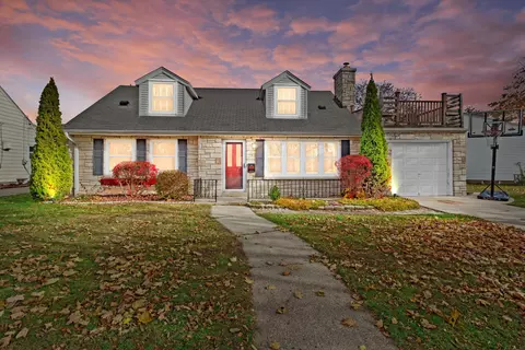 1530 E Tripoli, Milwaukee, WI 53207