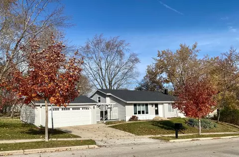 1500 Michigan, Waukesha, WI 53188