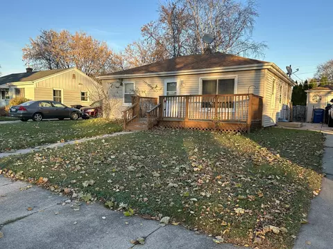 3431 Charles, Racine, WI 53402