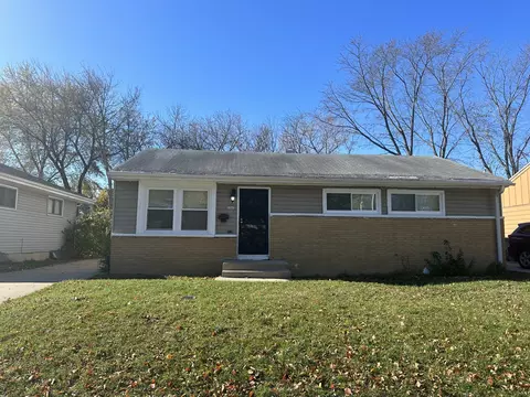 5947 N 61st, Milwaukee, WI 53218