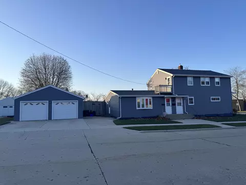 2819 Lincoln, Two Rivers, WI 54241