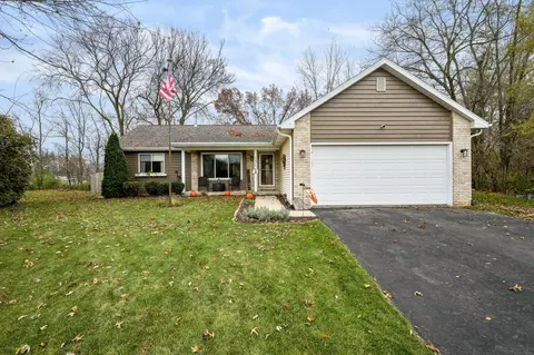 131 Katie, Salem Lakes, WI 53170