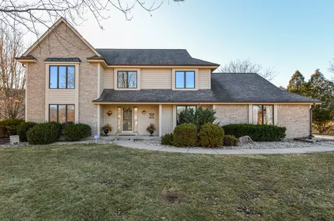 15115 Shamrock, Brookfield, WI 53005