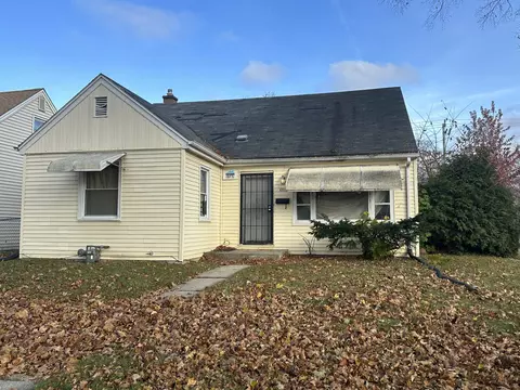 4900 N 26th, Milwaukee, WI 53209