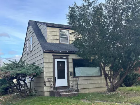 4072 N 45th, Milwaukee, WI 53216