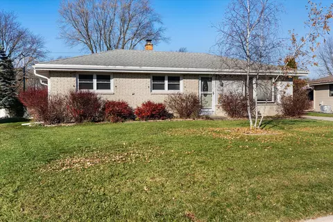 n65w24062 Poplar, Sussex, WI 53089