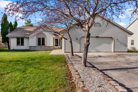 8173 S 35th, Franklin, WI 53132