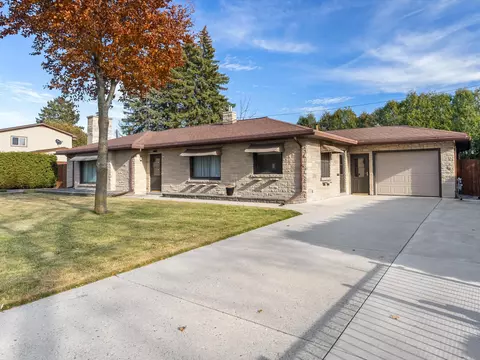 1125 N 9th, Manitowoc, WI 54220