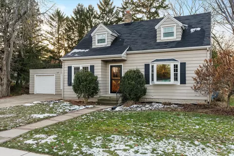 231 N Garfield, Port Washington, WI 53074