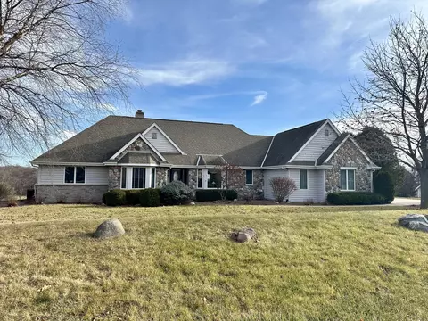 1336 Parkview, Hubertus, WI 53033