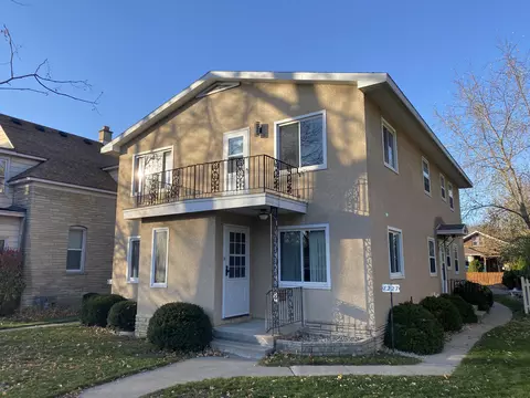 1227 Park #1225, La Crosse, WI 54601