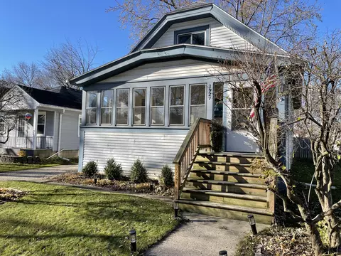 1927 S 95th, West Allis, WI 53227