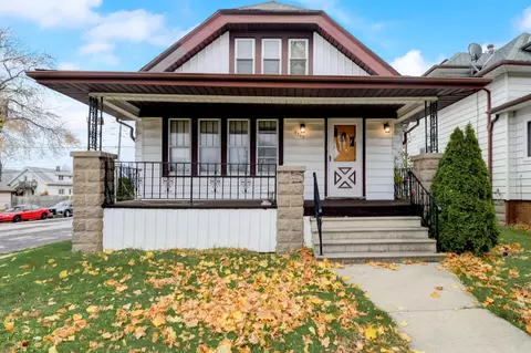 3202 S 9th, Milwaukee, WI 53215