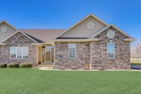 8948 62nd #642, Pleasant Prairie, WI 53158