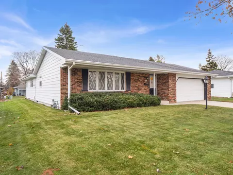 3709 S 16th, Sheboygan, WI 53081