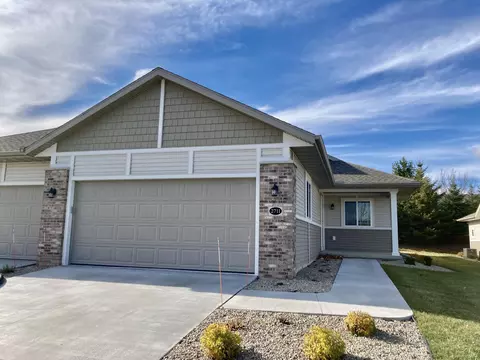 2711 River, Two Rivers, WI 54241