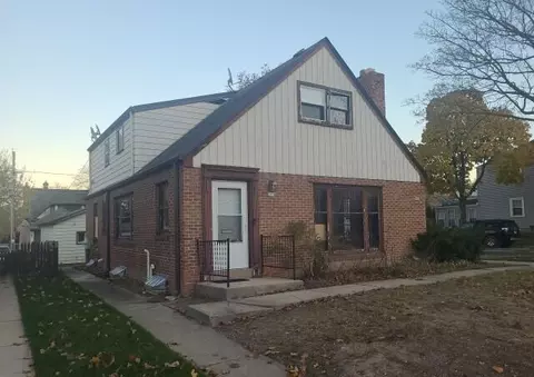 2876 S 46th, Milwaukee, WI 53219