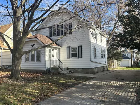 6028 N 38th, Milwaukee, WI 53209