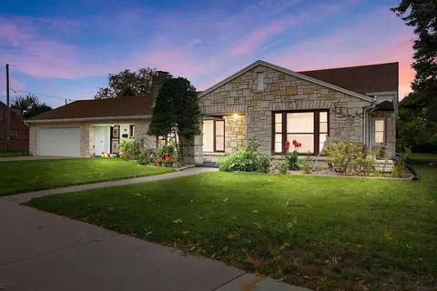 3911 N 56th, Milwaukee, WI 53216